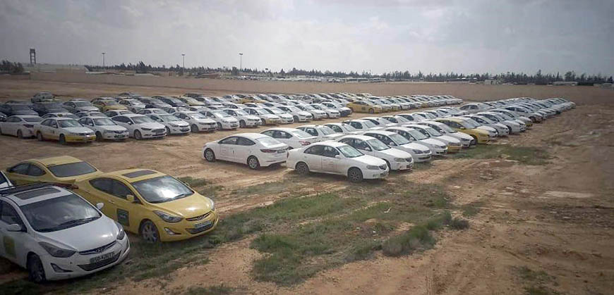 According to the Public Security Directorate, a total of 553 vehicles were seized on Friday for violating curfew orders (Petra photo)
